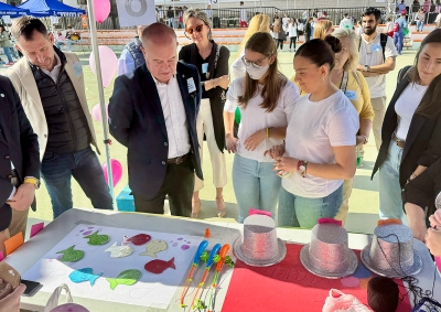 El alcalde Manolo Barón reafirma el compromiso del Ayuntamiento con la inclusión durante su visita a las III Jornadas de Entrenamiento en Habilidades organizadas por ADIPA