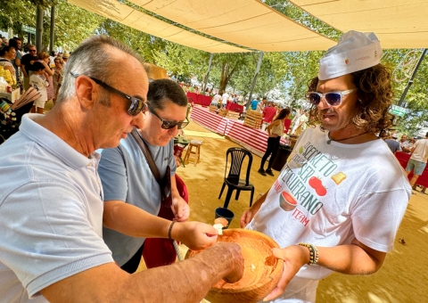 Publicadas las bases y abierto el plazo de inscripción para los concursos de Porra Antequerana y Trajes de Flamenca y de Corto de ...