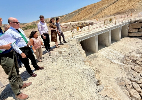 El Ayuntamiento de Antequera y la Junta de Andalucía impulsan mejoras en nueve caminos rurales de la zona sur de El Torcal afectad...